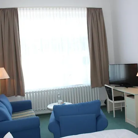 ゲストハウス Baltisches Haus Moll 2*