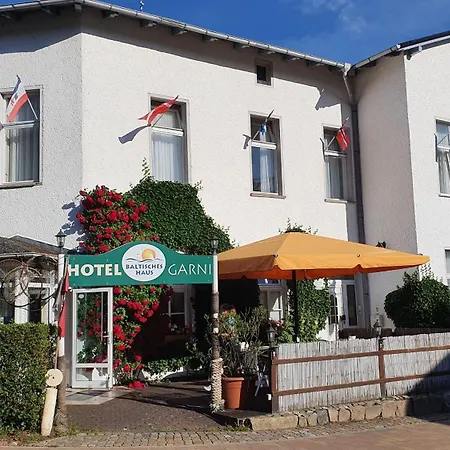 Baltisches Haus Moll ツィノヴィッツ